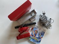 Röd Nintendo Wii konsol med tillbehör