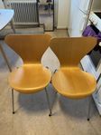 Designerstolar – Fritz Hansen Sjuan 3107 – 2 st, fanér/