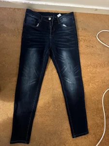 Manifnity Slim fit mörk blå jeans