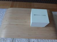 Nästan ny Michael Kors klocka