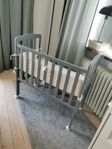 Bedside Crib från jollyroom