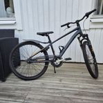 Cresent Jare 24"