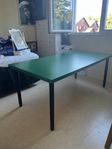Skrivbord