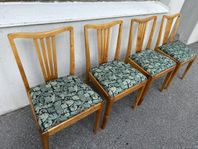 MATSTOLAR-STOLAR 4 st i mahogny klädd dyna från 1950-talet