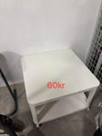 White table with wheel