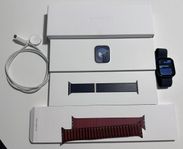 Apple Watch 9 med 4G & wifi 45mm Silver med extra armband