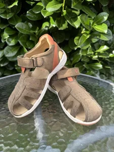 Friboo sandaler. Läder. Storlek 30