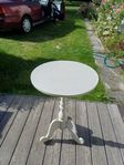 Litet lågt bord