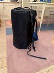 Db Roamer 70L Duffelväska / Ryggsäck mörkblå