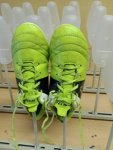 FOTBOLLSSKOR 