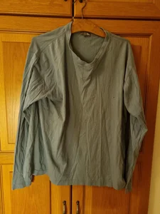 H&M rundhalsad långärmad tröja. 