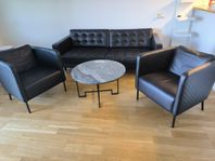 Skinsoffa 3-sits,Skinfåtölj x2,Marmor bord,Tv bänk vit
