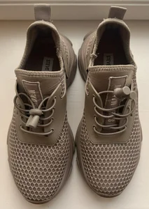 Steve madden sneakers beige