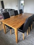 Ekbord inkl. stolar