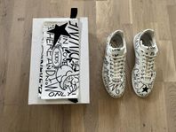 Helt nya TOD’S sneakers