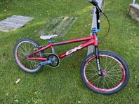 BMX Racing /Pumptrack, Skyddsjacka, däck mm