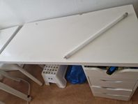 Skrivbord 