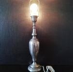 Stor BORDSLAMPA tenn Svensk vintagstil i tenn.