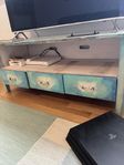 tv bänk