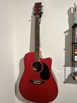 Cataluña gitarr med inbyggd Pre amp 