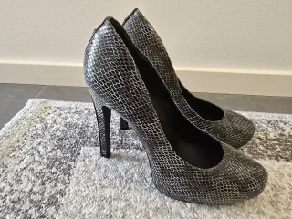 Snygga platåpumps - stl. 40