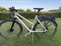 Crescent Sport damcykel 28-tums med 27 växlar 