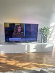 Superfin Tv bänk bestå med glasskiva 