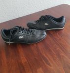 Lacoste skinn sneakers strl 36. 350kr new