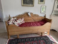 ANTIK UTDRAGBAR SOFFA