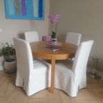 Matbord och stolar