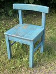 Barnstol med patina