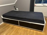 90 cm säng 