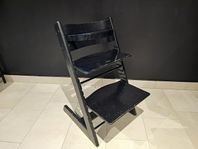 Stokke Tripp Trapp Svart Nyare Modell inkl. Bygel