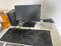 Gaming dator - stationär med skärm, mus och musmatta