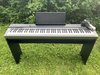 CASIO PRIVIA  PX 130