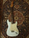FENDER 60S CLASSIC PLAYER STRATOCASTER