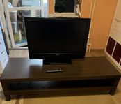 TV tillsammans med TV-bänk