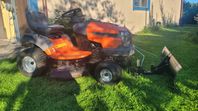 Åkgräsklippare Husqvarna, med snöplog
