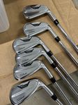 Titleist T200