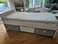 SLÄKT Ikea säng 90x200