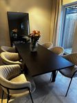 Brunt matbord från Ikea