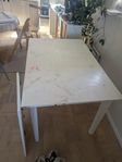 Bortskänkes: Klaffbord 120*70 + 40*70, höjd 75 cm