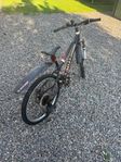 White 24-tum barn-/juniorcykel