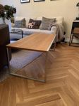 Soffbord med ekskiva 