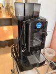 Calimari kaffemaskin kontor