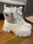 chunky boots