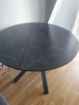 nice table d105