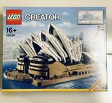 LEGO 10234 Sydney Opera House – Oöppnat