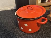 Fin, retro kastrull i emalj