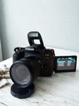 Canon EOS 77D + 18–55mm STM + 50mm STM, tyst & skarpt